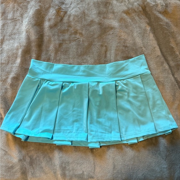 Mini Skirt Raves/dancing - Picture 2 of 3